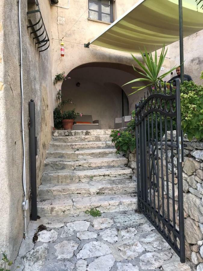 Casa Dei Templari Finale Ligure
