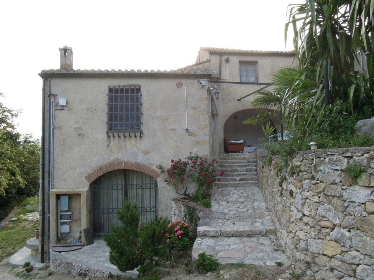 Casa Dei Templari Holiday home Finale Ligure