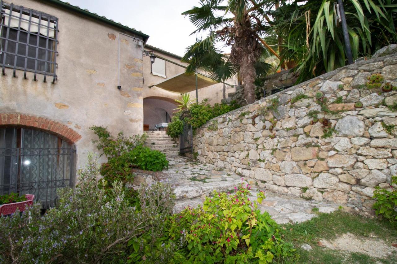 Casa Dei Templari Holiday home Finale Ligure